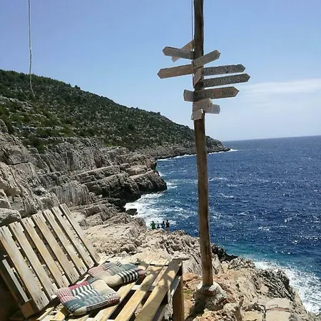 Apartment Authentic Ap For 2, Babino Polje,mljet